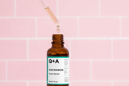 Q+A Hyaluronic Acid Facial Serum (30ml), Natural Hydrating Face Serum, for Plump Skin, Anti Ageing, Fragrance Free, Delivers Deep, Lasting Hydration, Rehydrates and Softens the Skin